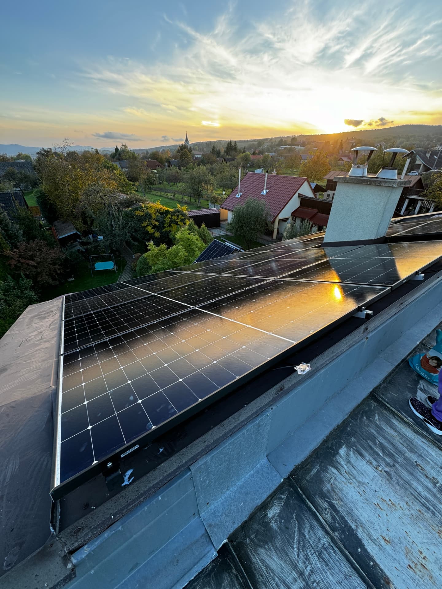 Rodinný dom Badín – 8 kWp s batériami Lynx D – Badín